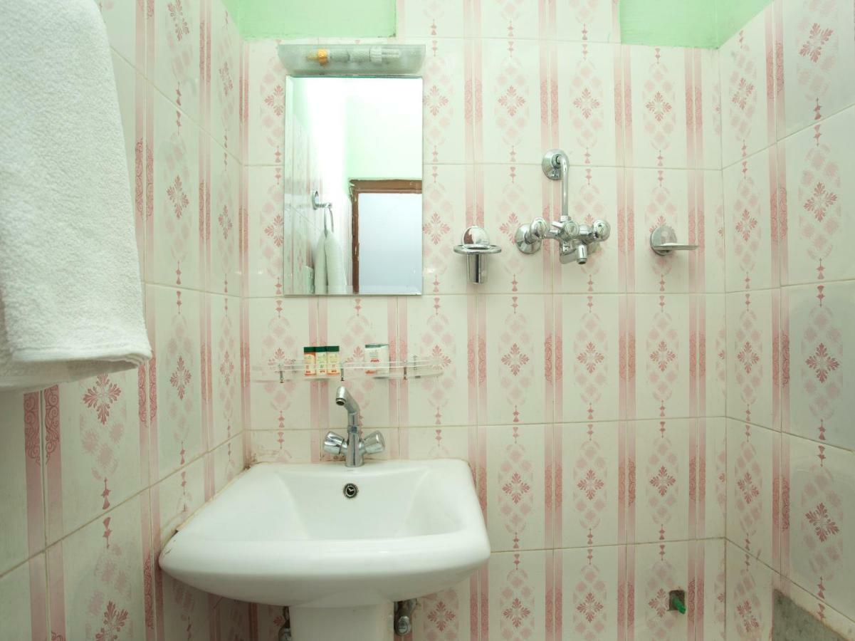 Allied Hotel Balaju 外观 照片