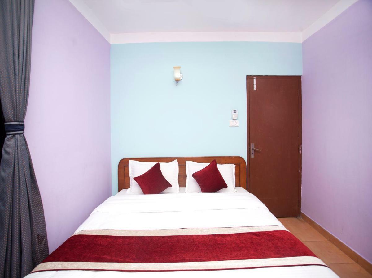 Allied Hotel Balaju 外观 照片